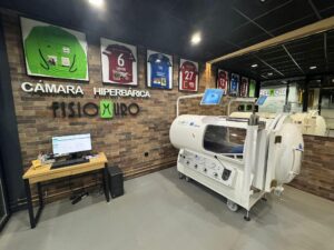 MEDICINA HIPERBÁRICA EN ALMERÍA: EL SECRETO DE FISIOMURO PARA ACELERAR TU RECUPERACIÓN